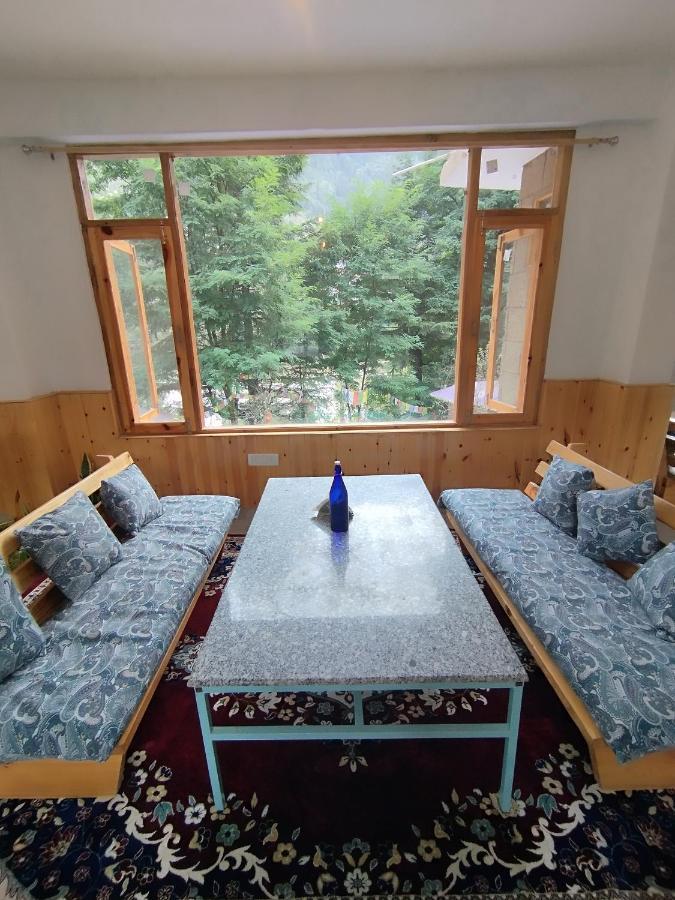 Hotel Mountain Majesty! Top-Rated Luxury Stay Amid Snowcapped Mountains With Balcony And Riverside Calm Manali  Ngoại thất bức ảnh